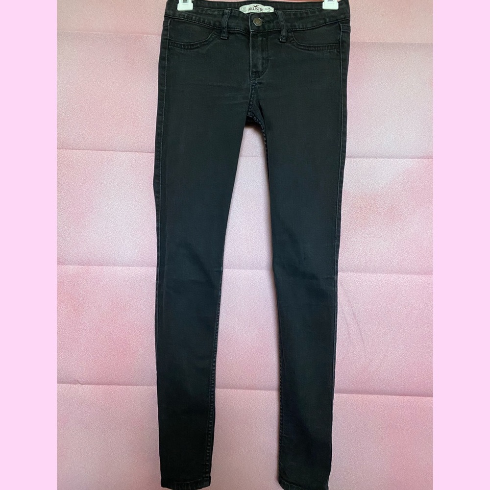 HOLLISTER FADED BLACK JEANS